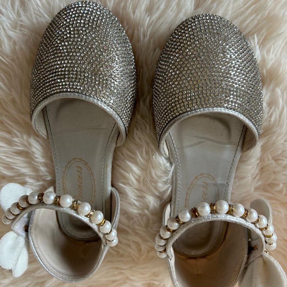 🌸 Elegant Blooms Flower Girl Dress & Rhinestone Shoes🌸 - Picture 8 of 11
